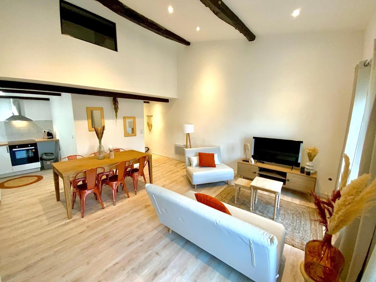 Apartment Tres Bel Refait A Neuf *